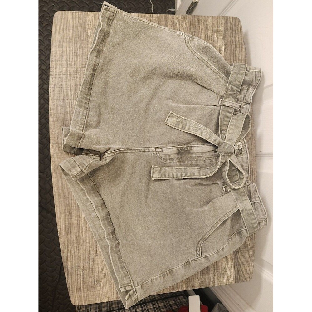 American Eagle High-Waist Tie-Waist Shorts Size 14